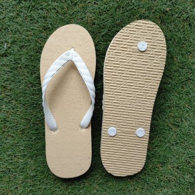 Photo6: Oyster Shell Natural Rubber Flip Flops – Made in Japan
