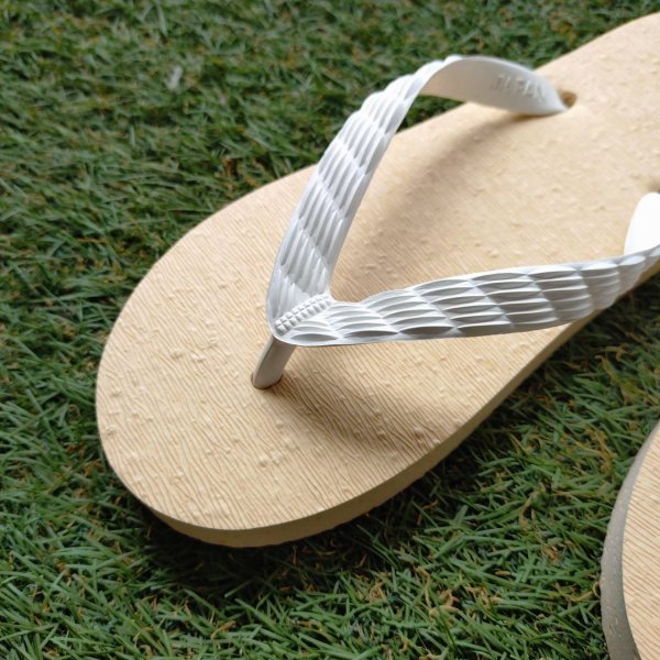 Photo5: Oyster Shell Natural Rubber Flip Flops – Made in Japan (5)